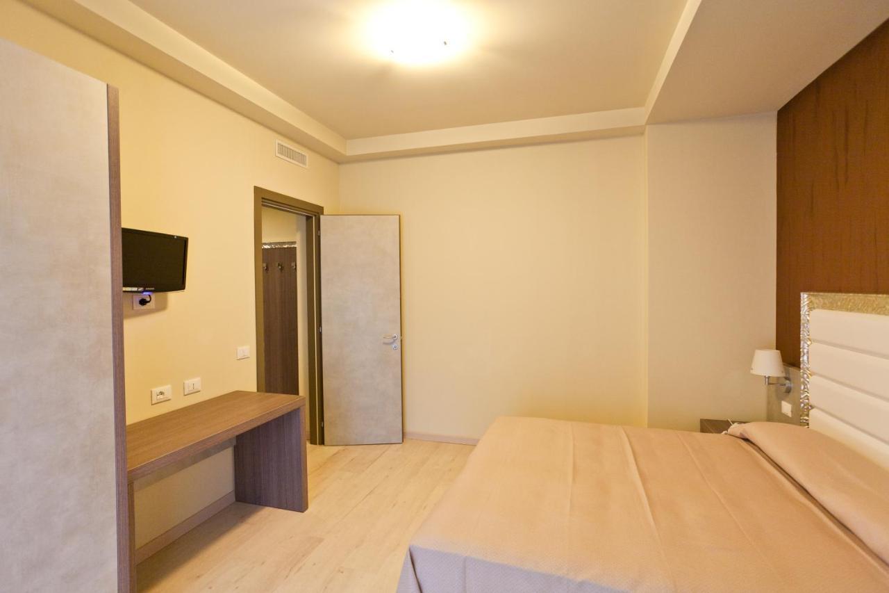 Residence Elisabetta Cesenatico Exterior foto
